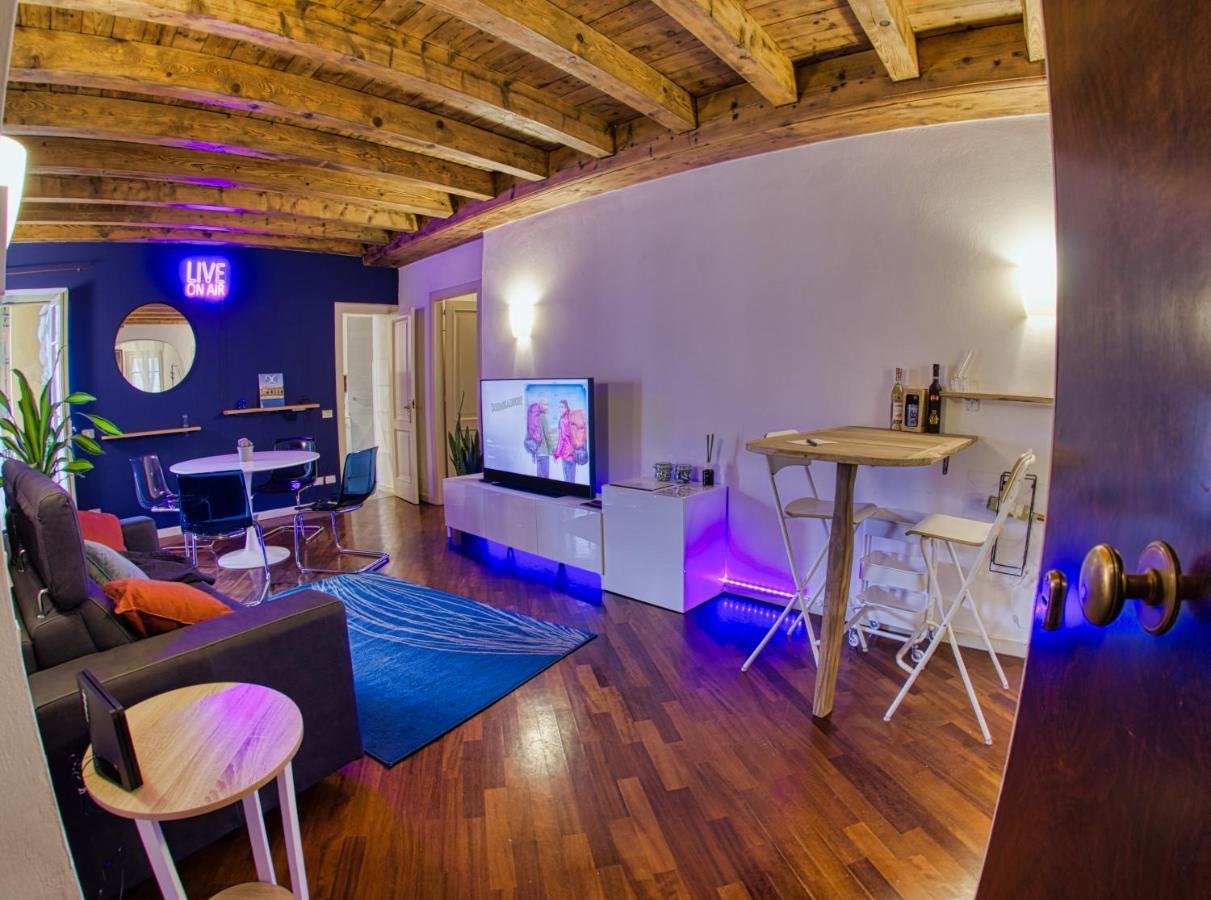 Blue Lodge Брешія Екстер'єр фото